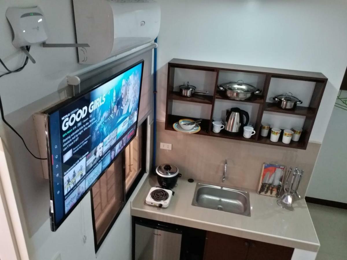 Clark-Pad Inn, Angeles City 외부 사진