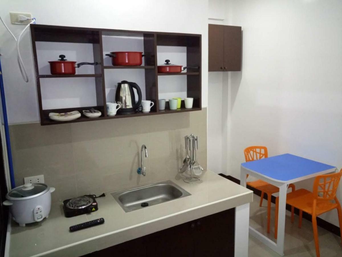 Clark-Pad Inn, Angeles City 외부 사진