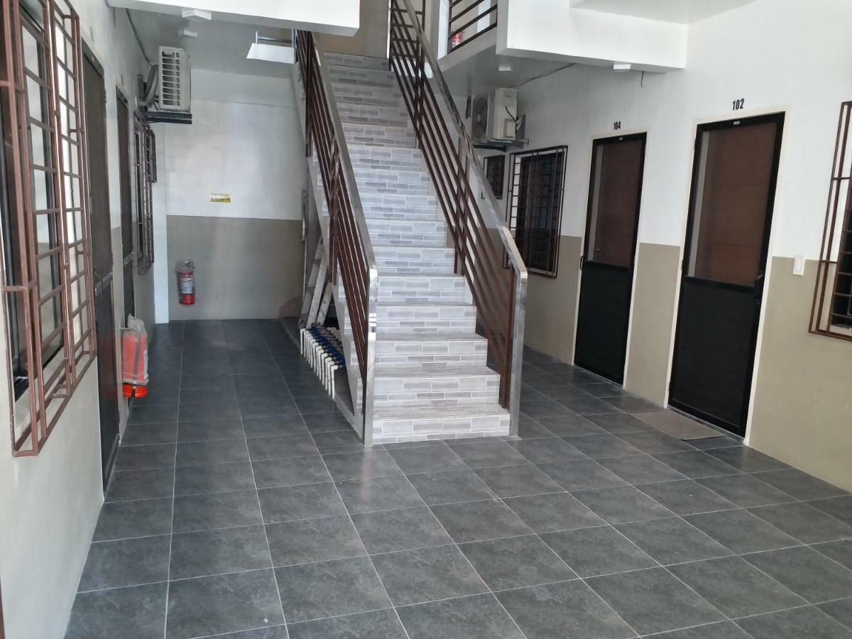 Clark-Pad Inn, Angeles City 외부 사진
