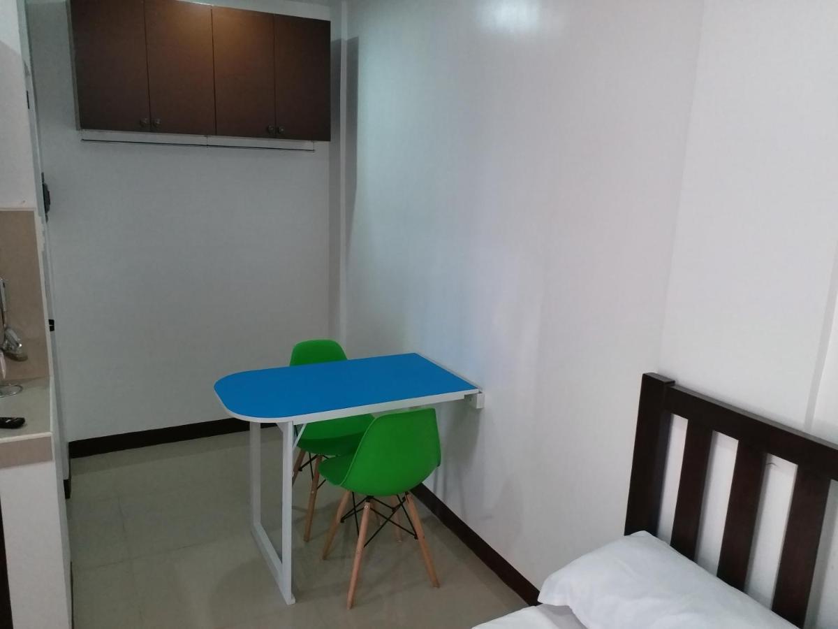 Clark-Pad Inn, Angeles City 외부 사진